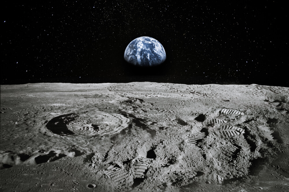 Prospecting for lunar Helium-3 with a radio-frequency atomic magnetometer